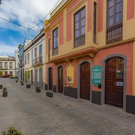 Flatguest La Casona Roja Holiday home *