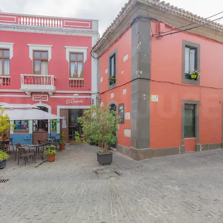 Holiday home Flatguest La Casona Roja *