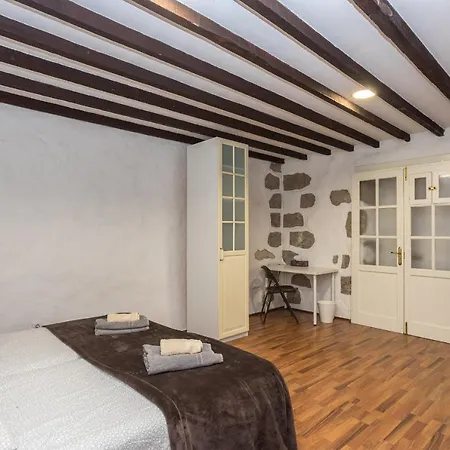 Holiday home Flatguest La Casona Roja Santa Brigida (Gran Canaria)