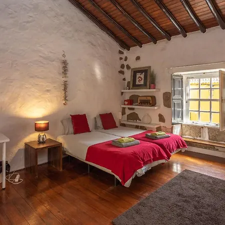 Holiday home Flatguest La Casona Roja *